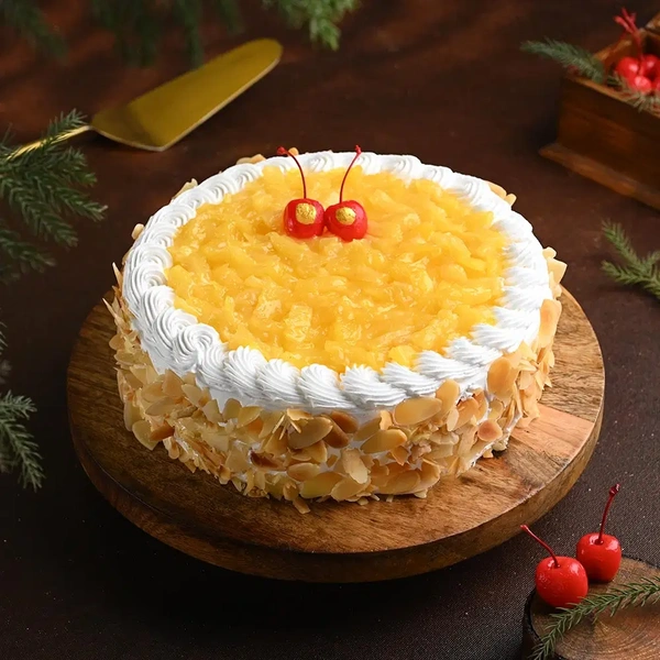 Whipped Cream Pineapple Cake - 1.5 Kg