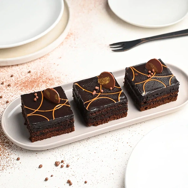 Chocolate Truffle Pastry - 3 Pcs