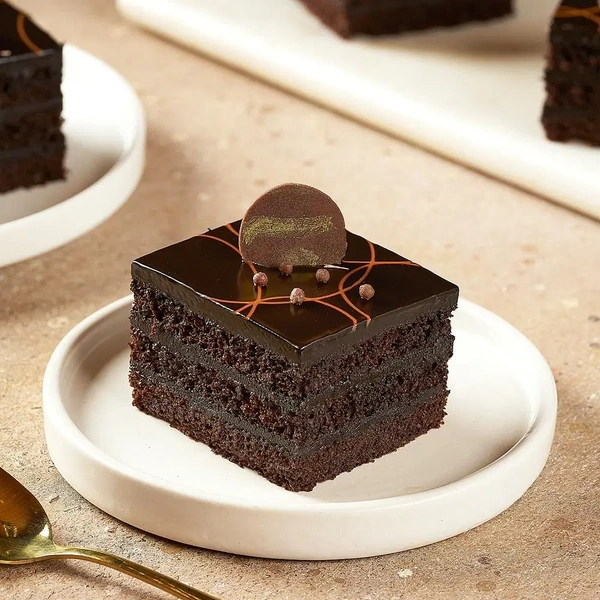 Chocolate Truffle Pastry - 1 Pcs