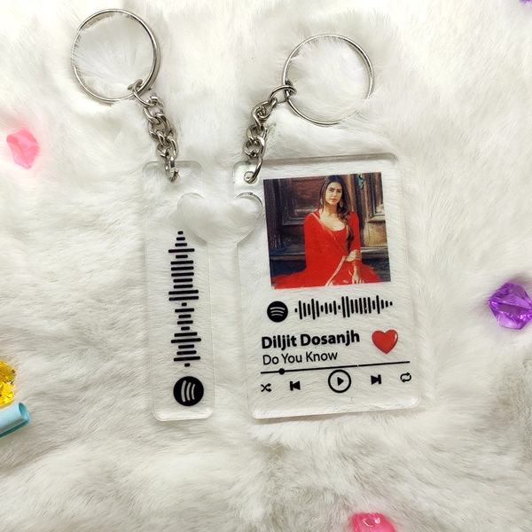 Personalized Spotify Couple Keychain – Custom Photo & Song Keychain