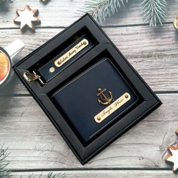 Personalized Men’s 2-in-1 Combo Set: Wallet & Keychain