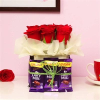 10 Red Roses With Chocolates