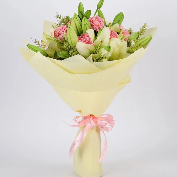 Lilys & Carnations Bouquet