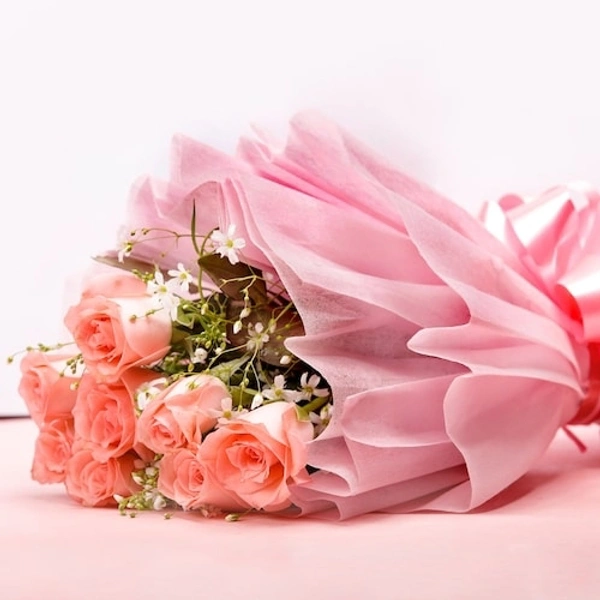8 Pink Roses Bouquet