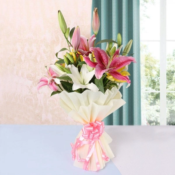5 Mix Lilies Bouquet
