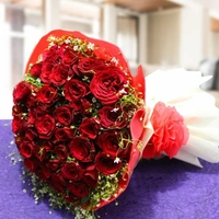 60 Red Roses Bouquet