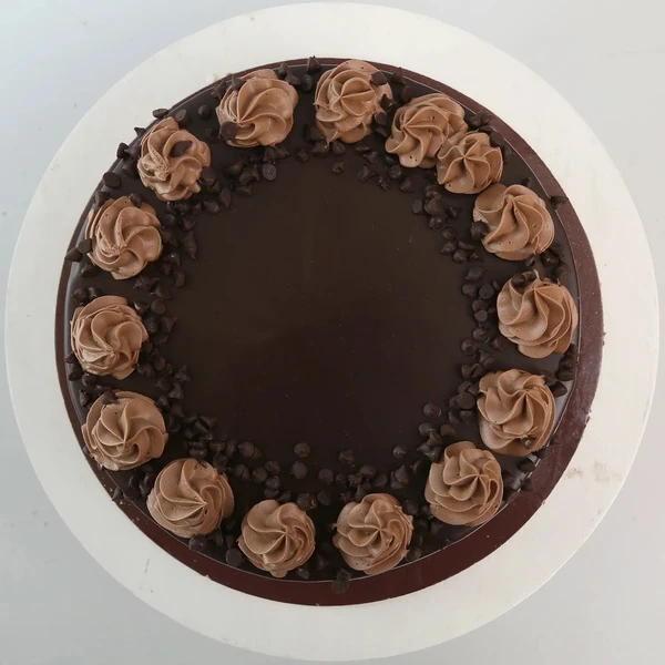 Cream Drop Chocolate Cake - 500 Gram