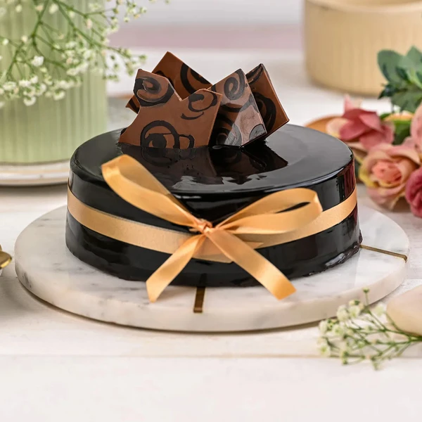 Decorated Chocolate Truffle Cake - 1 KG