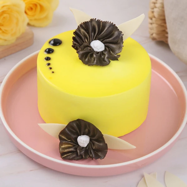 Tropical Bliss Pineapple Bento Cake - 250 Gram