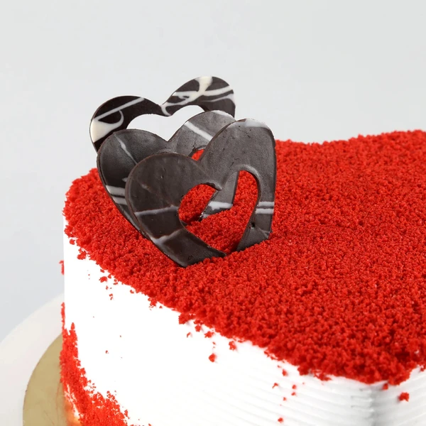 Red Velvet Heart Cake - 1 KG