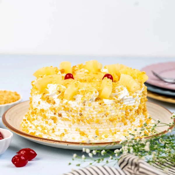 Pineapple With Butterscotch Cake - 2 KG