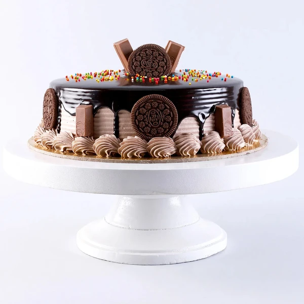 Choco Oreo Bunny Cake - 1 KG