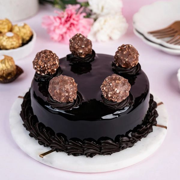 Ferrero Rocher Truffle Cake - 500 Gram
