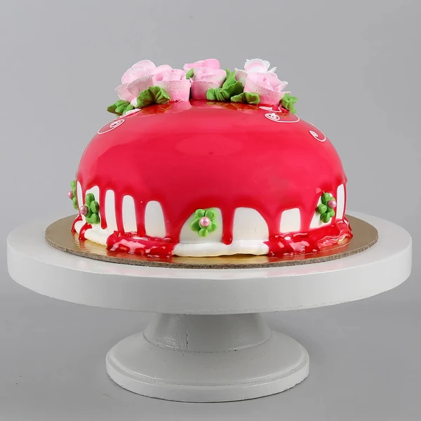 Roses On Top Chocolicious Cake - 500 Gram