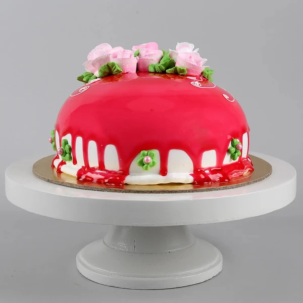 Roses On Top Chocolicious Cake - 1 KG