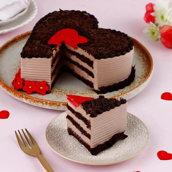 Choco Heart Valentine's Cake - 2 KG