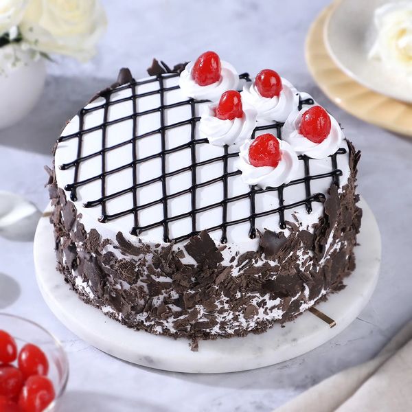Black Forest Bliss Cake - 1 KG