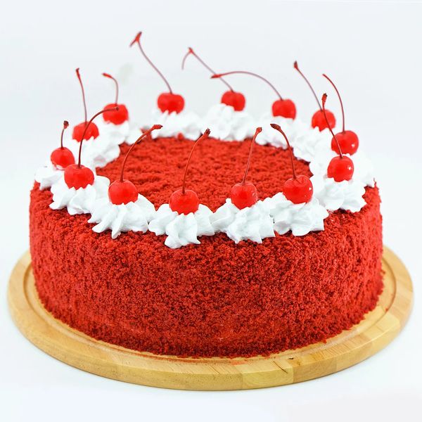 Fresh Flowers Red Velvet Cream Cake - 500 Gram
