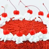 Fresh Flowers Red Velvet Cream Cake - 500 Gram