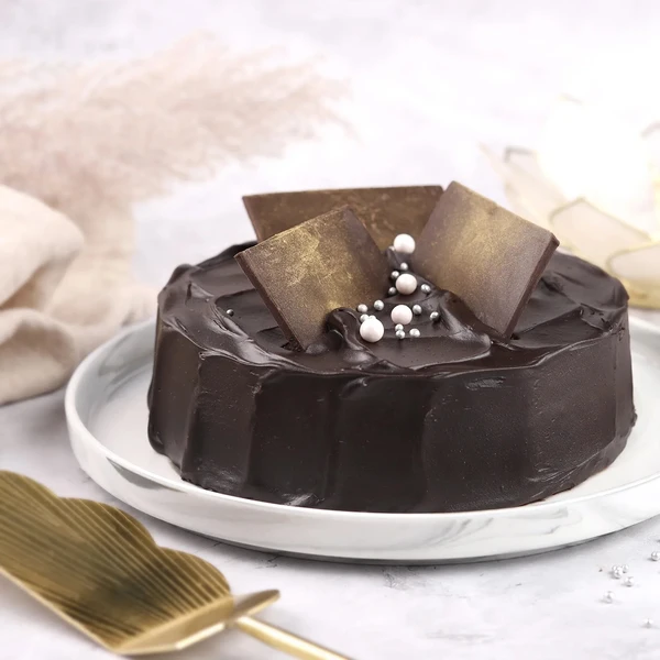 Truffle Dream Cake - 1 KG