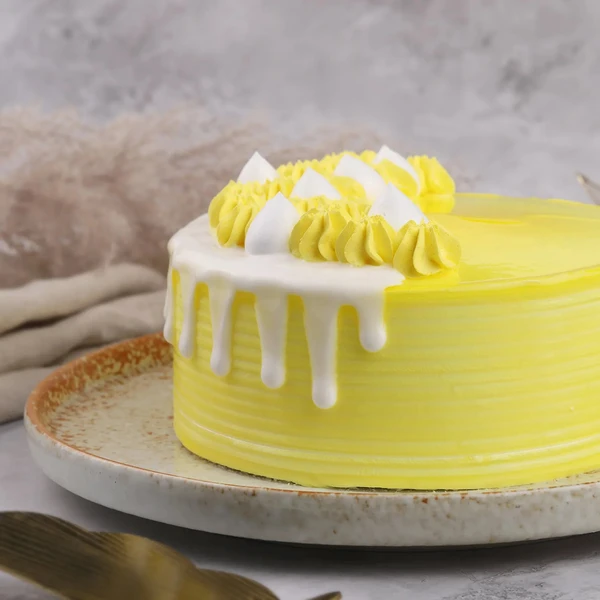 Pineapple Paradise Cream Cake - 500 Gram