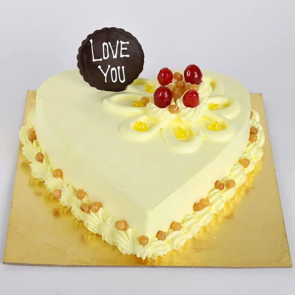 Heart Shaped Butterscotch Cake - 500 Gram