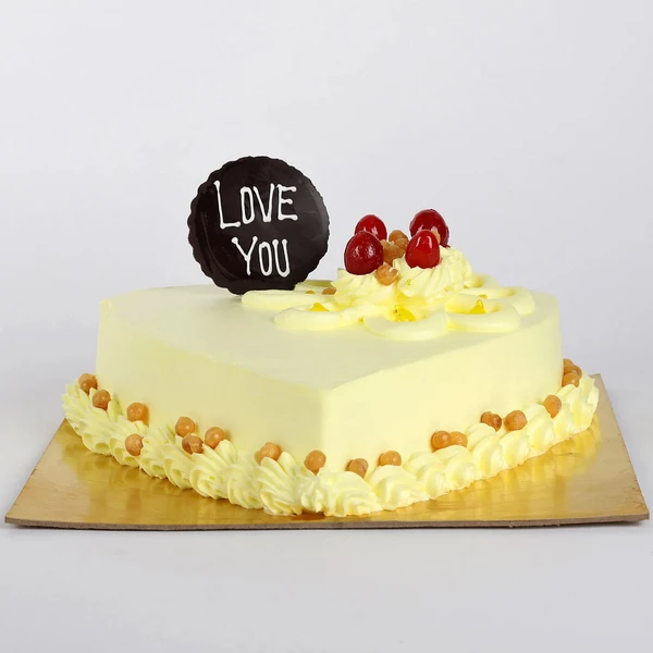 Heart Shaped Butterscotch Cake - 500 Gram