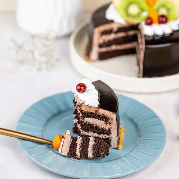 Fruit Chocolate Cake - 500 Gram