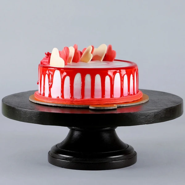 In Love Strawberry Cake - 500 Gram