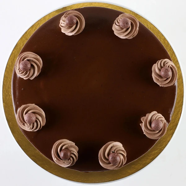 Glazed Chocolate Cream Cake - 500 Gram