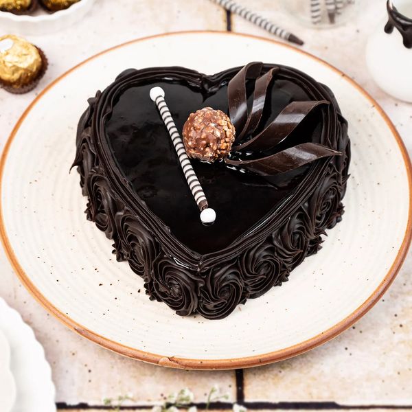 Special Floral Chocolate Cake - 500 Gram