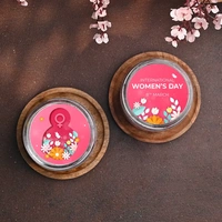 Women's Day Red Velvet Photo Jar Cake Combo - 375 Ml