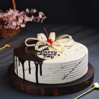 Ladies Special Choco Vanilla Cake - 500 Gm