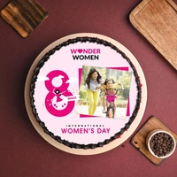 Wonder Woman Photo Cake - 1 Kg