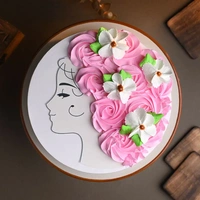 Floral Vanilla Women's Cake - 500 Gm