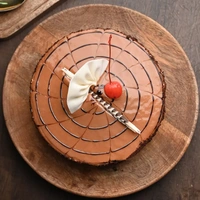 Butterscotch Cherry Topped Cake With Mom Topper - 500 Gm