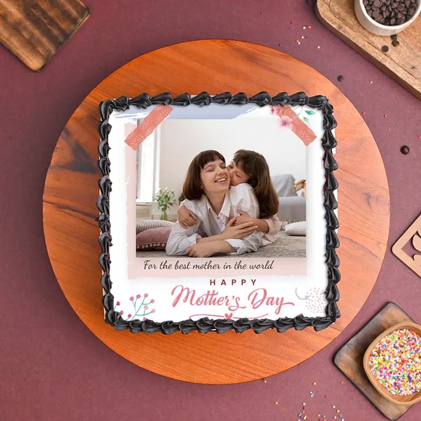 Picture Perfect Moms Day Cake - 1.5 Kg
