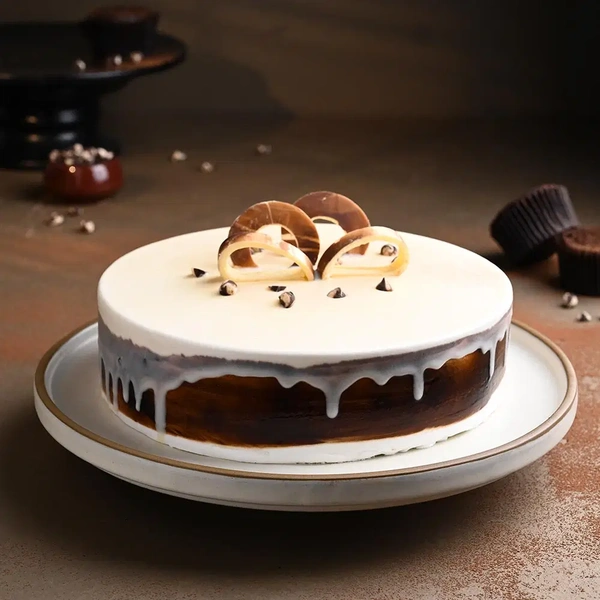 Choco Vanilla Delight Cake - 2 Kg