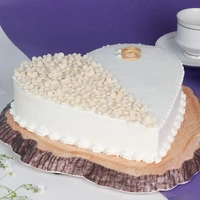 Engagement Rings Heart Shape Vanilla Cake - 1.5 Kg