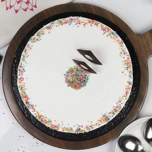 Vanilla Cream Cake - 2 Kg