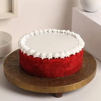 Red Velvet Selfie Cake - 500 Gm