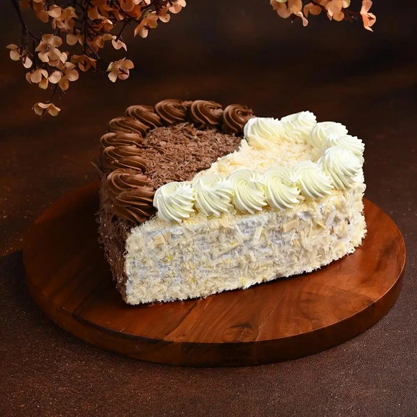 Heart Shape Double Delight Cake - 500 Gm