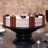 Chocolate Truffle Kit Kat Cream Cake - 500 Gm