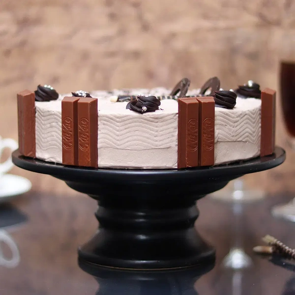 Chocolate Truffle Kit Kat Cream Cake - 500 Gm