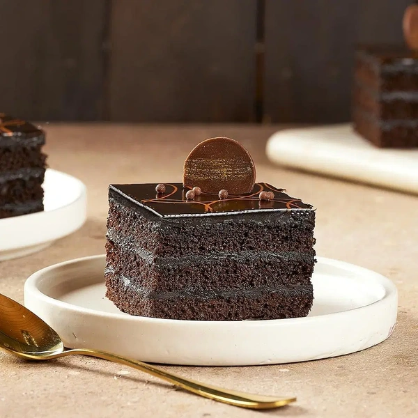 Chocolate Truffle Pastry - 1 Pcs