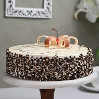 Cherry Chocochip Chocolate Cake - 2 Kg