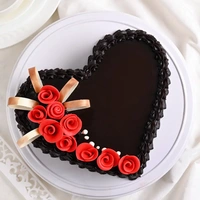 Heart Shape ChocoTruffle Cake With Fondant Roses - 500 Gm