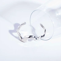 Stylish Silver Undulating Bracelet