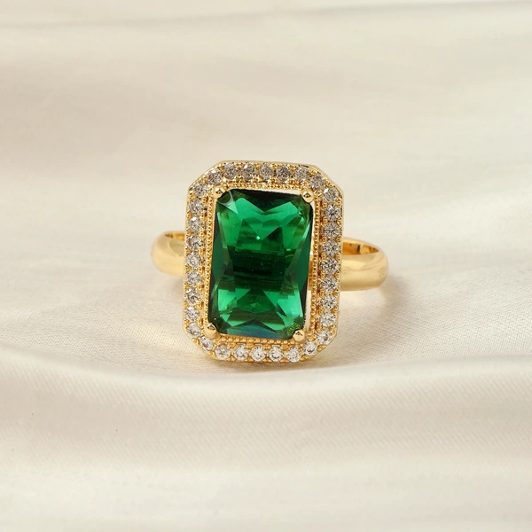 Artemisia Emerald Solitaire Ring