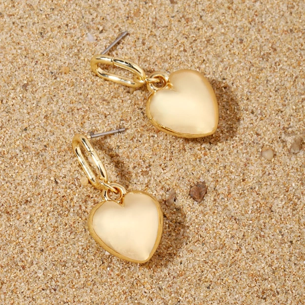 Hanging Heart Gold Earring